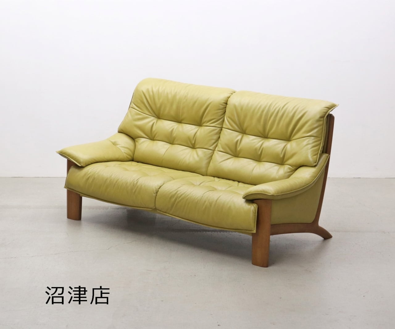 KARE カレ Coffee shop コーヒーショップ 2Pソファ クラシカル 沼津店】KARE カレ Coffee shop コーヒーショップ 2Pソファ クラシカル