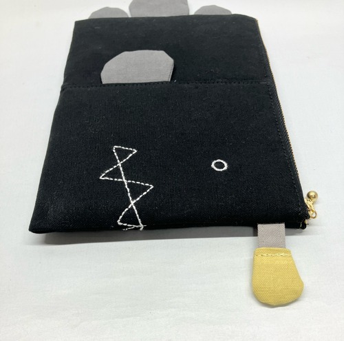 チョウチンアンコウ　フラットポーチ｜とりさん工房ーかわいいハンドメイドポーチ