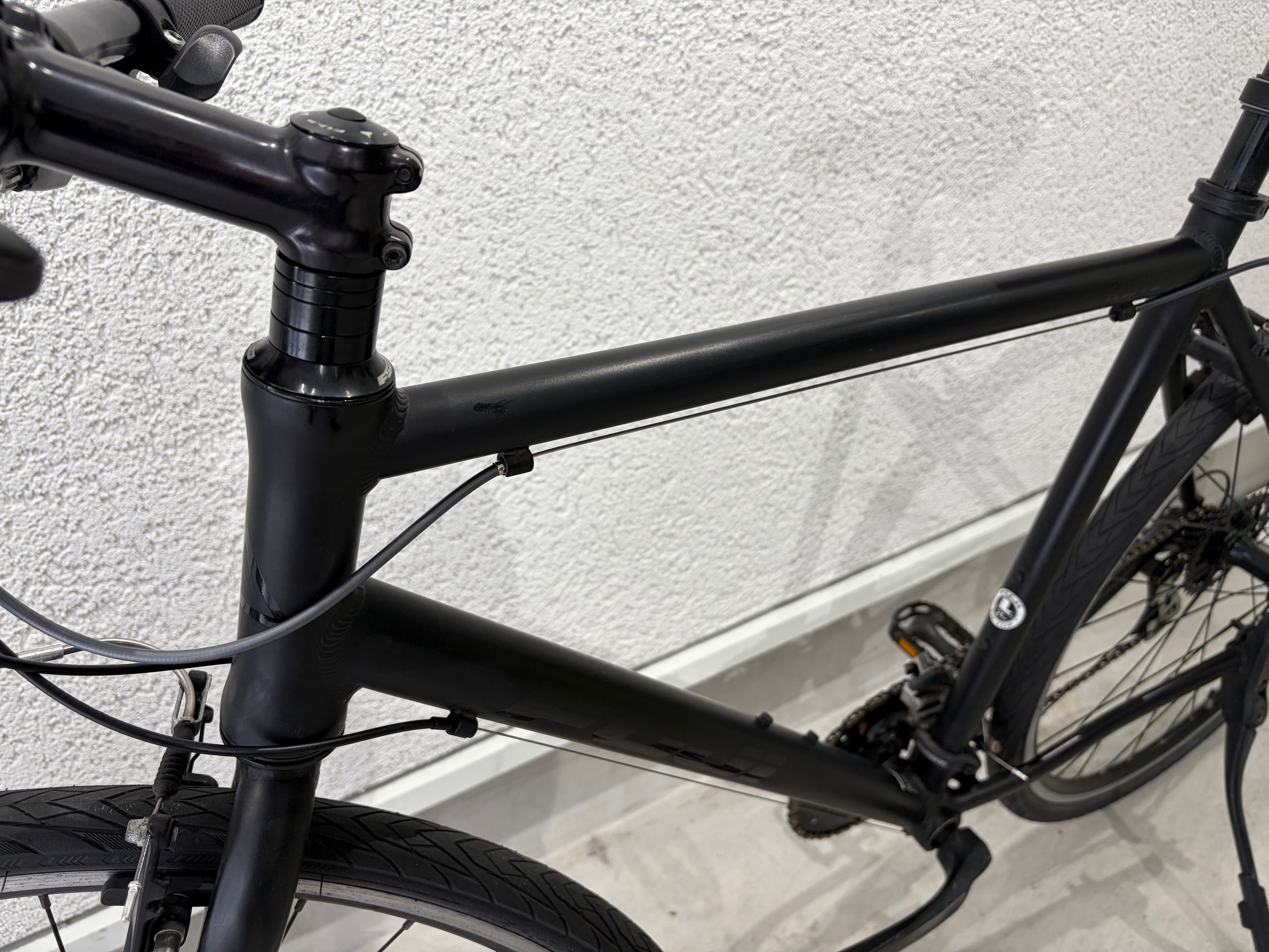 中古クロスバイク FUJI RAIZE フレームサイズ21インチ（178~186cm