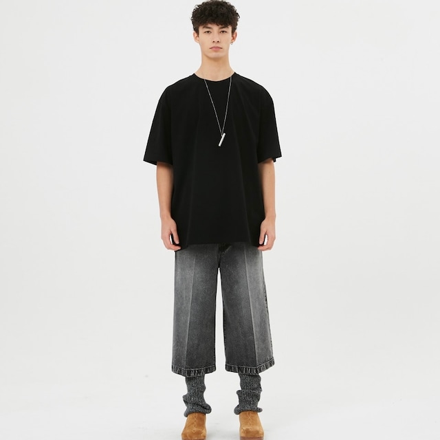 [MOONSUN] UNISEX, Argyle Hole Sleeve T-shirt / Black 正規品 韓国ブランド 韓国ファッション 韓国代行 ブランド Tシャツ