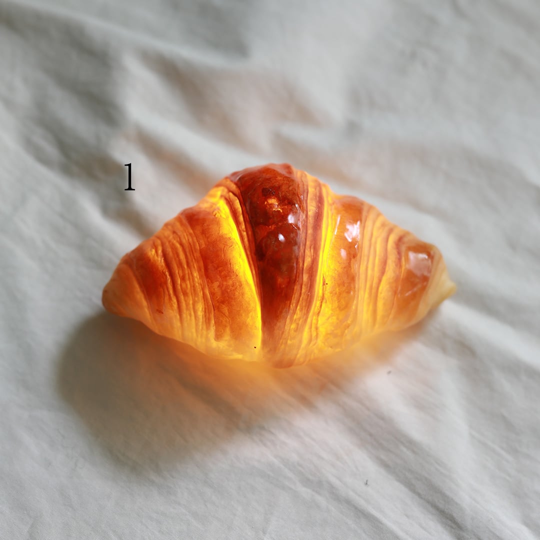 Pampshade (パンプシェード) クロワッサン Bread Lamp (電池タイプ