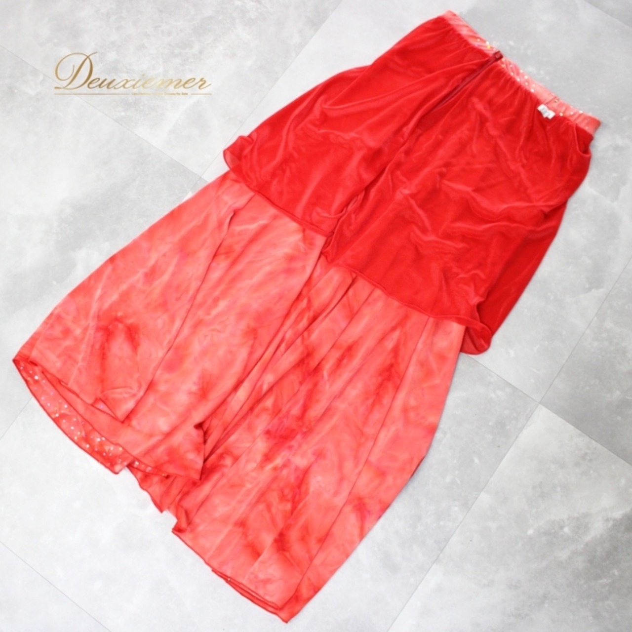 社交ダンス 衣装 スタンダード スカート レッスンウェア Create-Sun クリエイトサン 赤 レッド系 キラキラ ホログラム 朱色 バーミリオン ポリエステル スカート丈87cm ウエスト31cm~ ダンスウェア おしゃれ 動きやすい フェミニン カラフル パーティー 春夏用 普段着 スポーツウェア レディース用 目を引く 派手 華やか エレガント