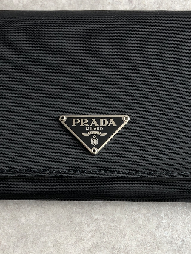 PRADA プラダ 財布 ブラック トライアングルロゴ ナイロン 二つ折り 長財布 vintage ヴィンテージ オールド kjema3