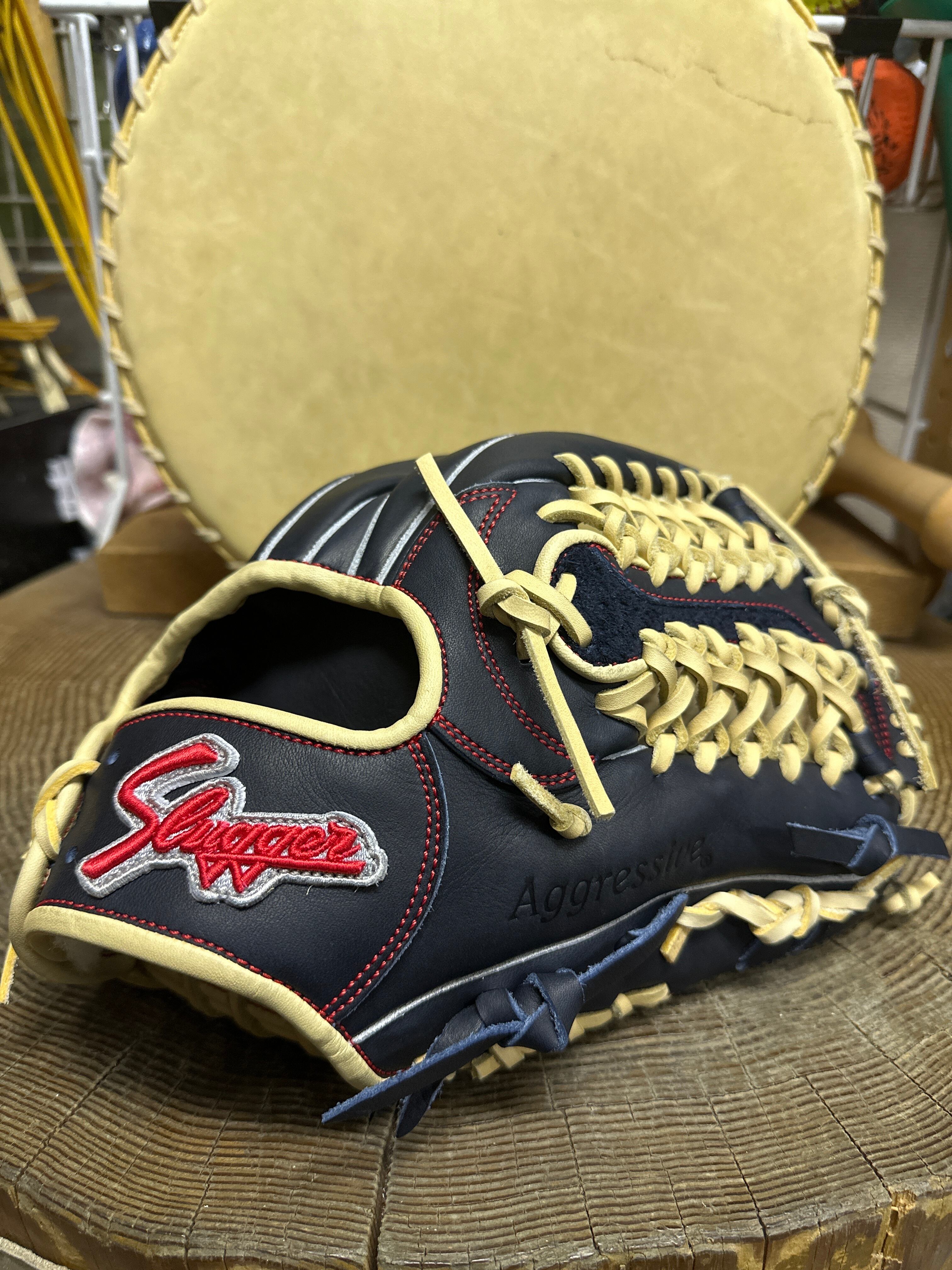 44 野球グローブ (硬式・軟式兼用) 44 野球グローブ (硬式・軟式兼用)