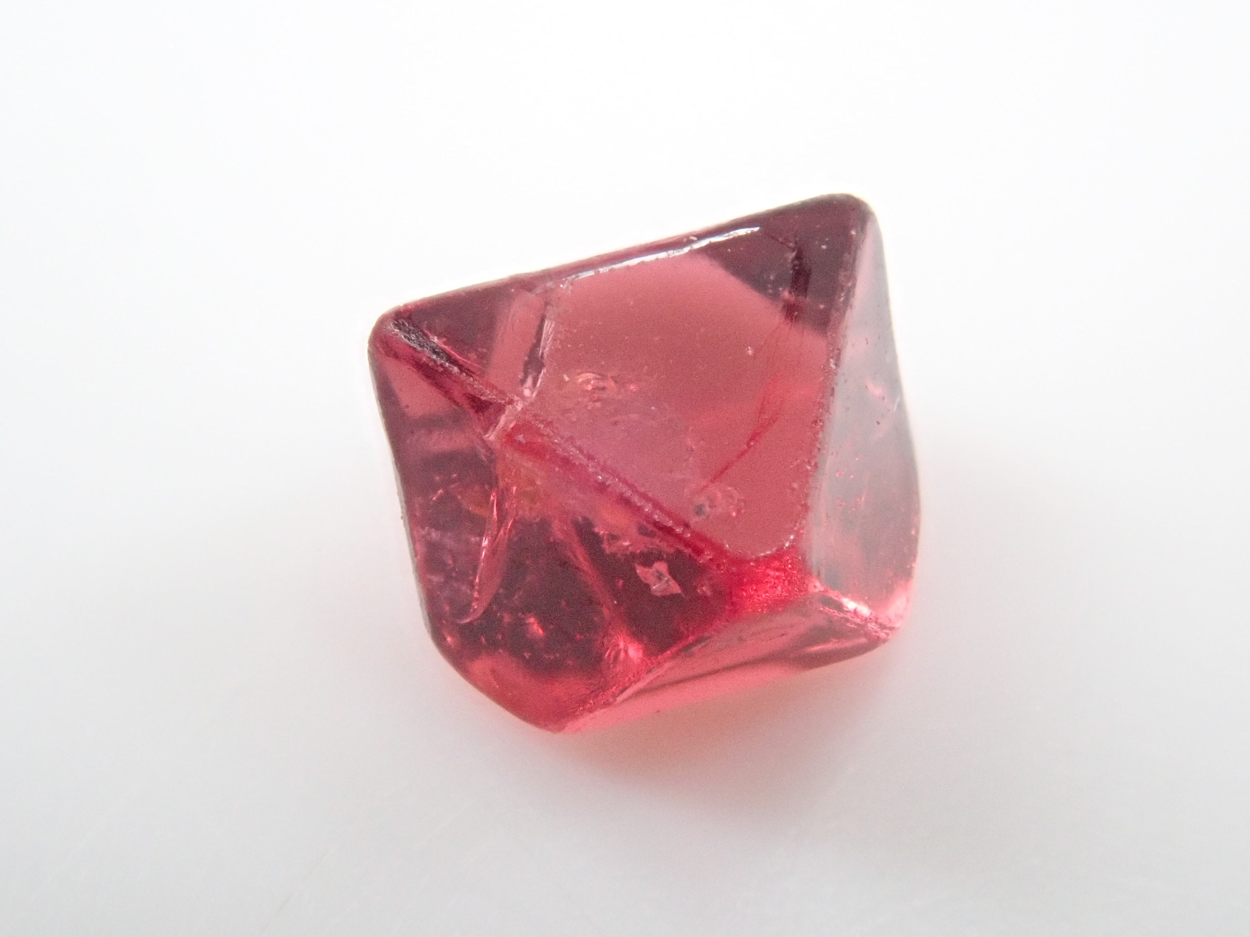 ミャンマー産スピネル 0.374ct
