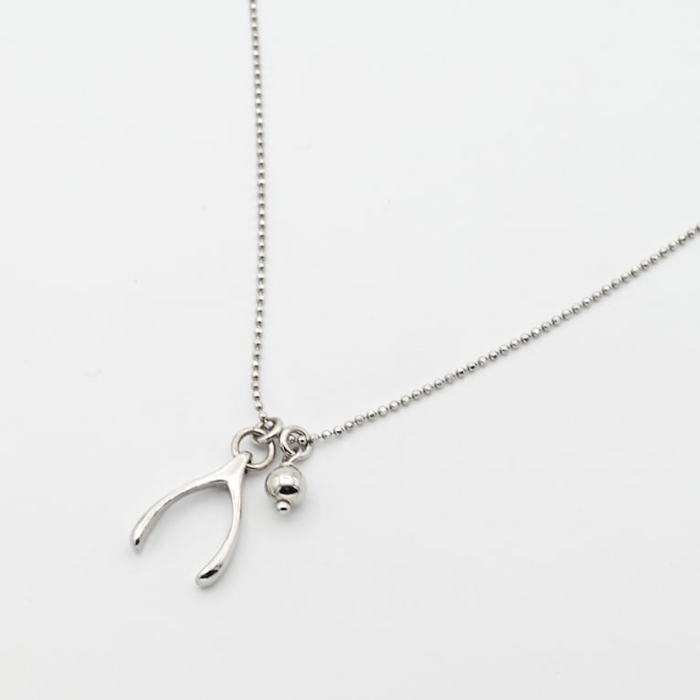Sophisticated Wish Bone Top Silver Chain Necklace / Italy