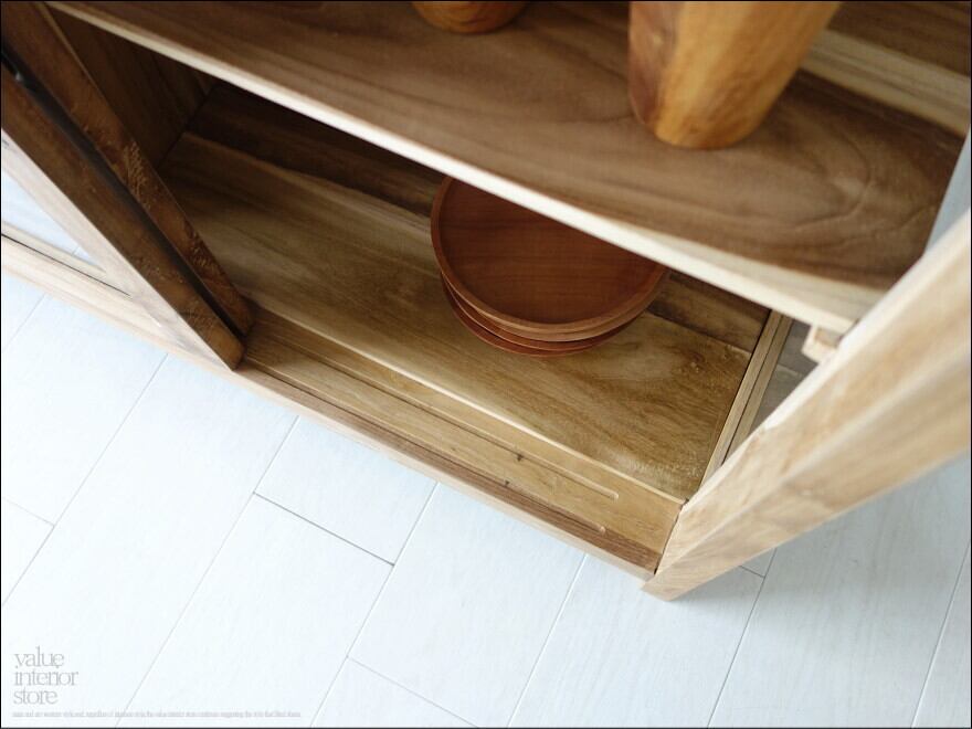 ガラス引き戸棚【総無垢材】 ひのき無垢 ガラス引き戸の食器棚 | HINOKICRAFT