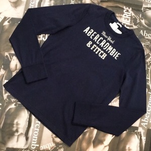 Abercrombie＆Fitch　MENS　ロンＴ　Ｍサイズ