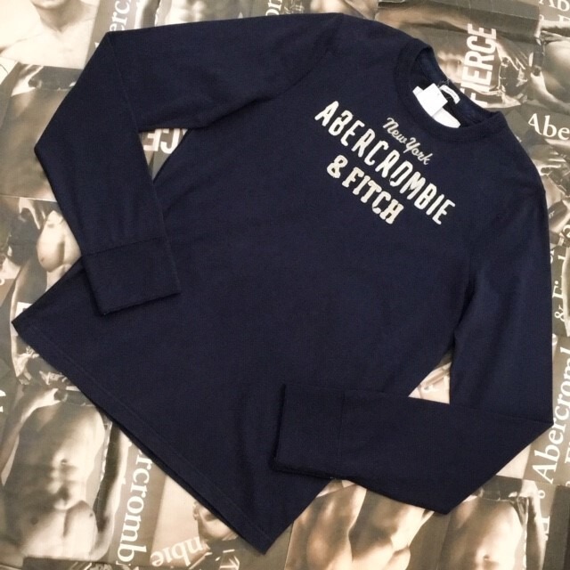 Abercrombie＆Fitch　MENS　ロンＴ　Ｓサイズ　