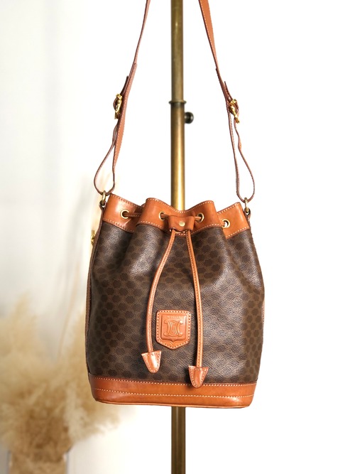 CELINE セリーヌ マカダム ショルダーバッグ ブラウン ブラゾン型押し PVCレザー 巾着 vintage ヴィンテージ オールド xavauj