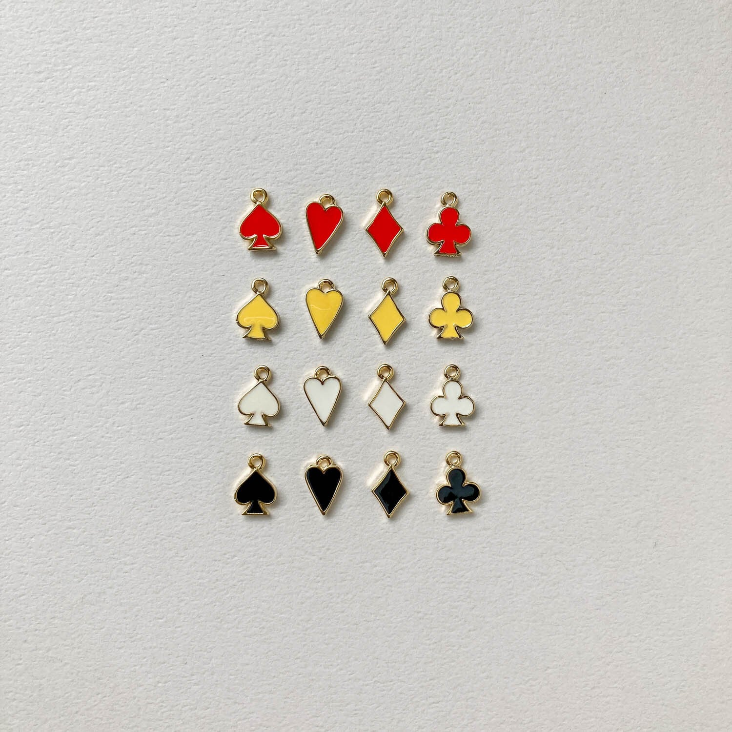 再入荷〉トランプモチーフのミニチャーム（ゴールド） | Dua