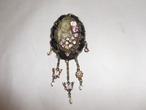 フェミニンなブローチ(ビンテージ) vintage brooch (feminine)