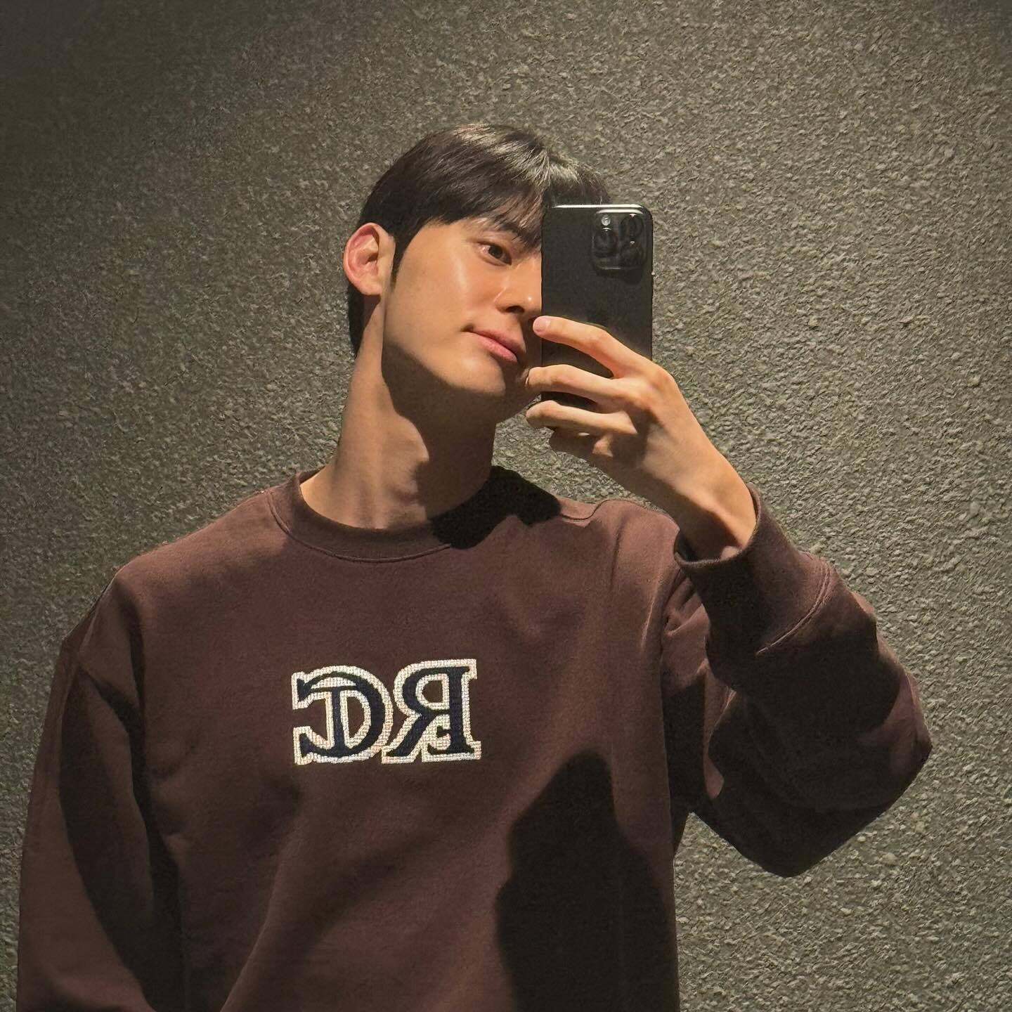 ☆ファンミンヒョン 着用！！【RECTO】RC EMBROIDERY CLASSIC