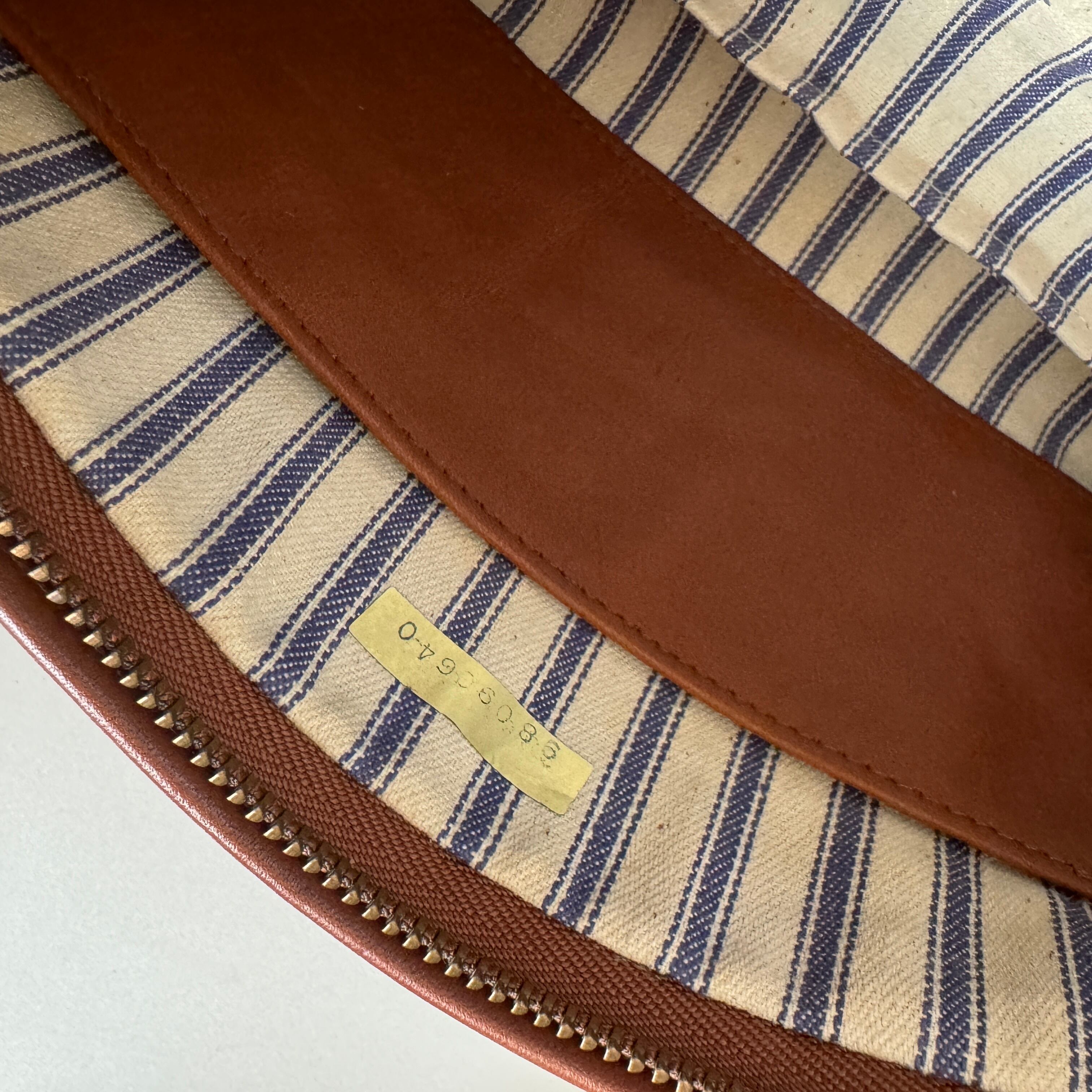 Vintage Coach 7172 Cosmetic Case Large | ONE VINTAGE