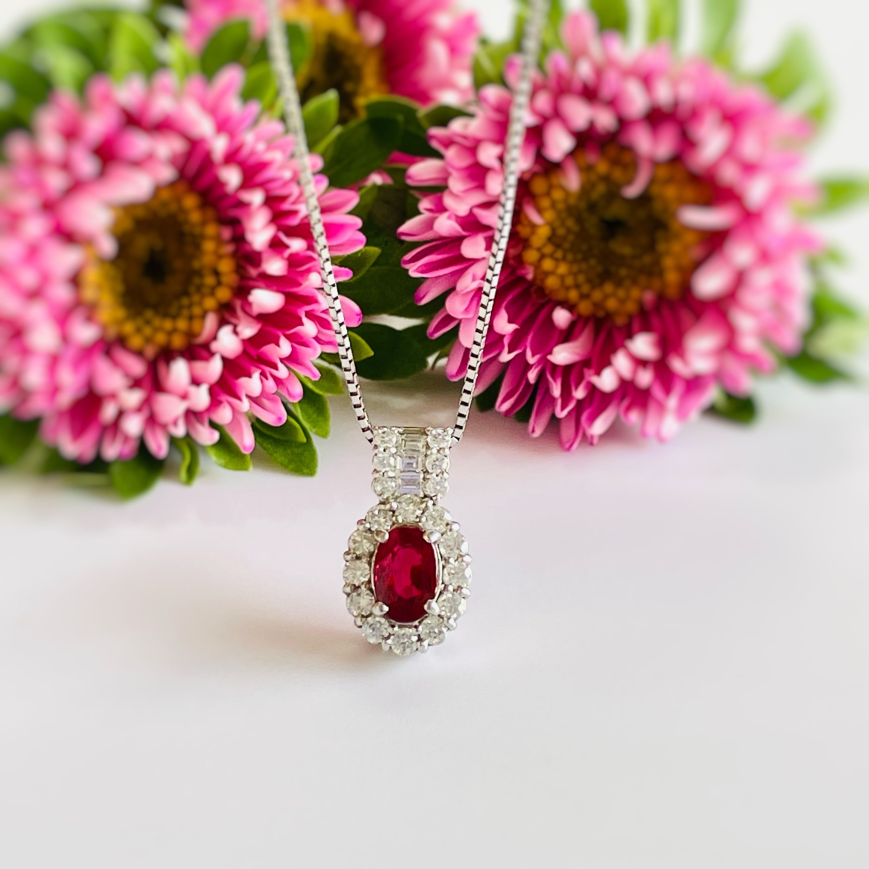 K18 ルビー ダイヤモンド リング 0.88 ct 0.22 ct K18 ルビー ダイヤモンド リング 0.88 ct 0.22 ct