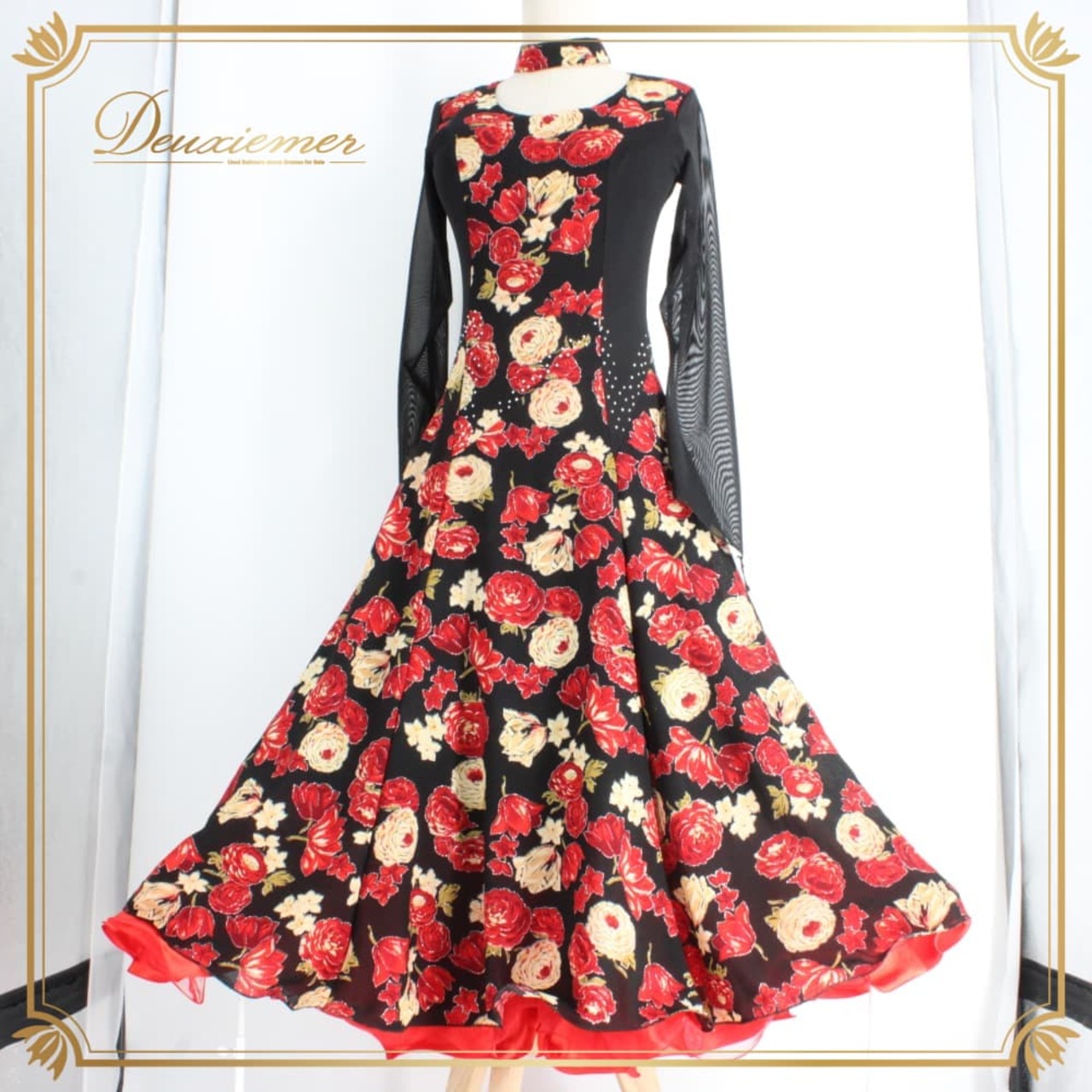社交ダンス 衣装 prima boutique プリマブティック ドレス スタンダード ブラック系 レッド系 ベージュ系 赤 黒 チョーカー 長袖 レース 花柄 薔薇 バラ キラキラ ラインストーン スタンダードドレス ワンピース パーティドレス ダンスパーティー ステージ衣装 舞台衣装 発表会 付属 透け感 バラ柄 刺繍風 光る 装飾 上品 エレガント ボールルーム 発表会用 演奏会衣装 ロングスリーブ 袖あり フラワーレース