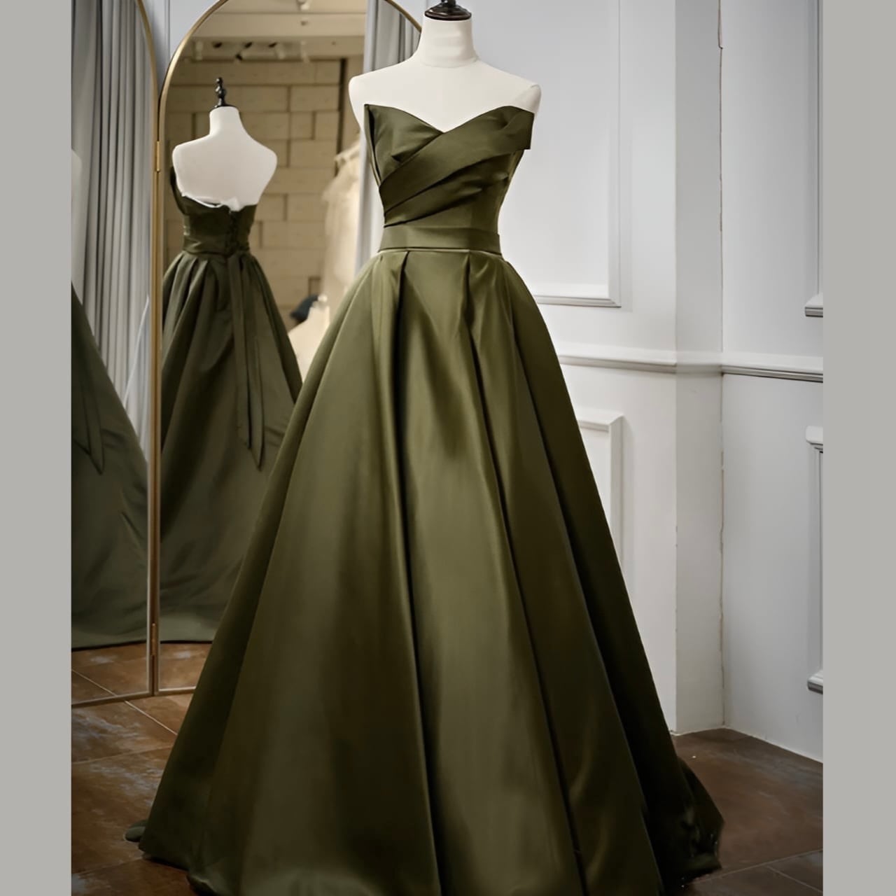 Vカット ダークグリーンドレスDR 1312