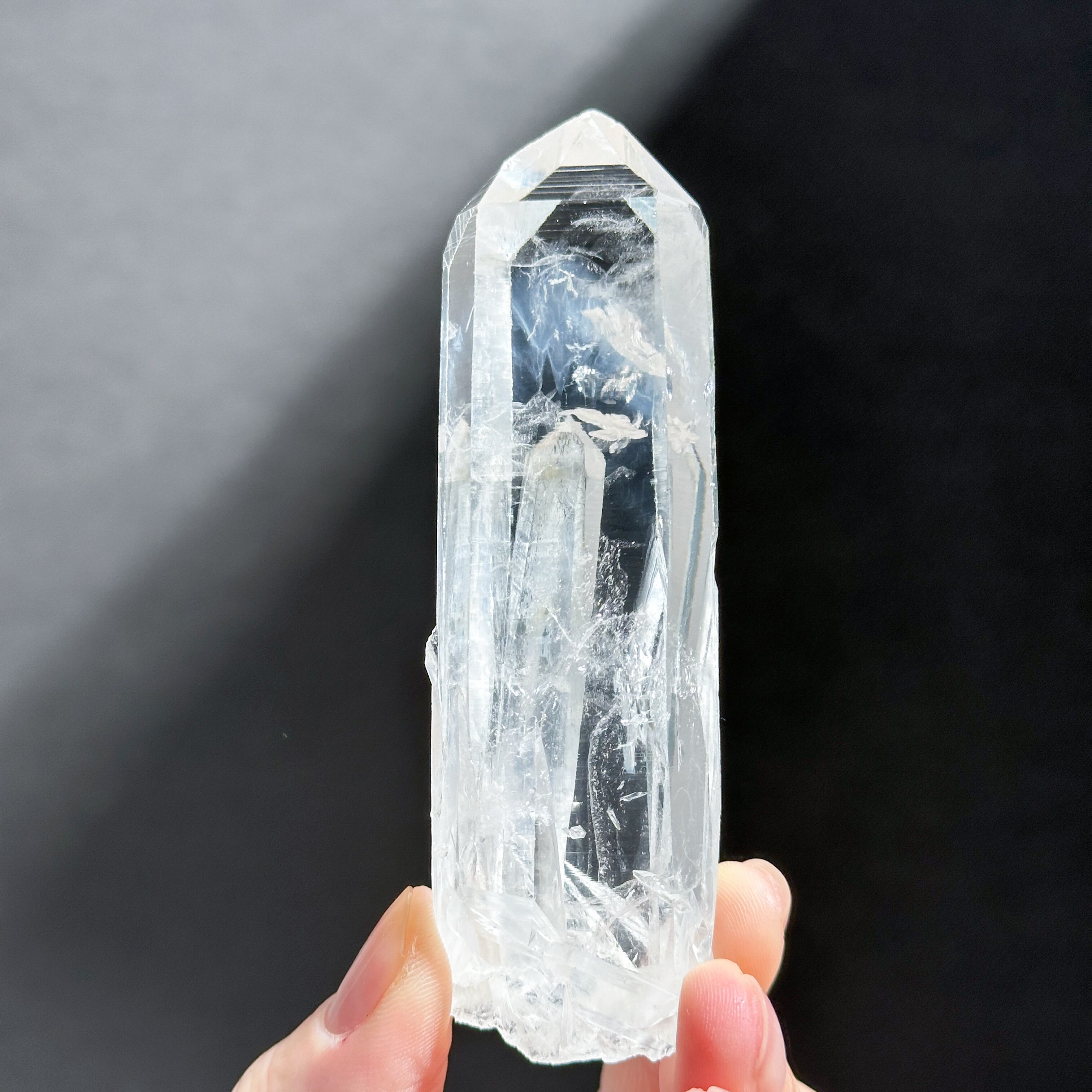 貫入◎ブルーミストクォーツ ポイント32◇ Blue Mist Quartz ◇ 天然石・鉱物・パワーストーン