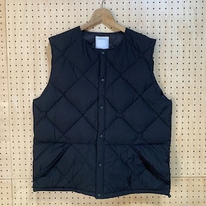 PAPERSKY WEAR　MIDDLE LAYER DOWN VEST　BLACK