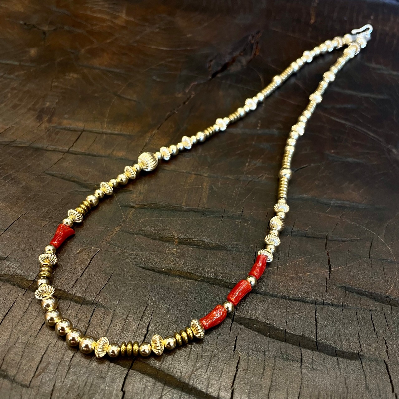 ブライト（Bright）血赤珊瑚ネックレス（Wave S Hematite All Gold）50cm - 1