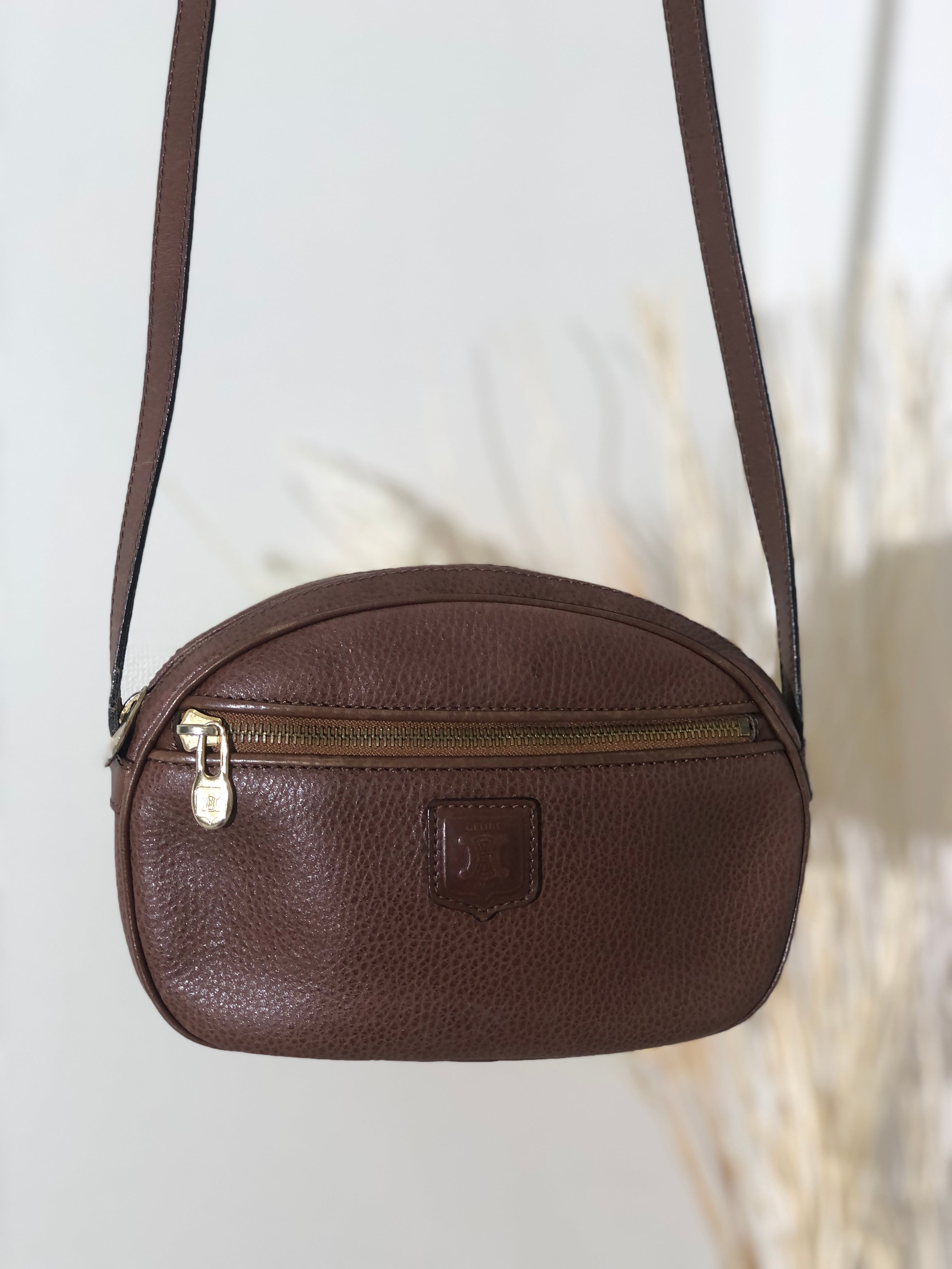 CELINE セリーヌ ブラゾン型押し レザー ショルダーバッグ CELINE セリーヌ ブラゾン型押し レザー ショルダーバッグ
