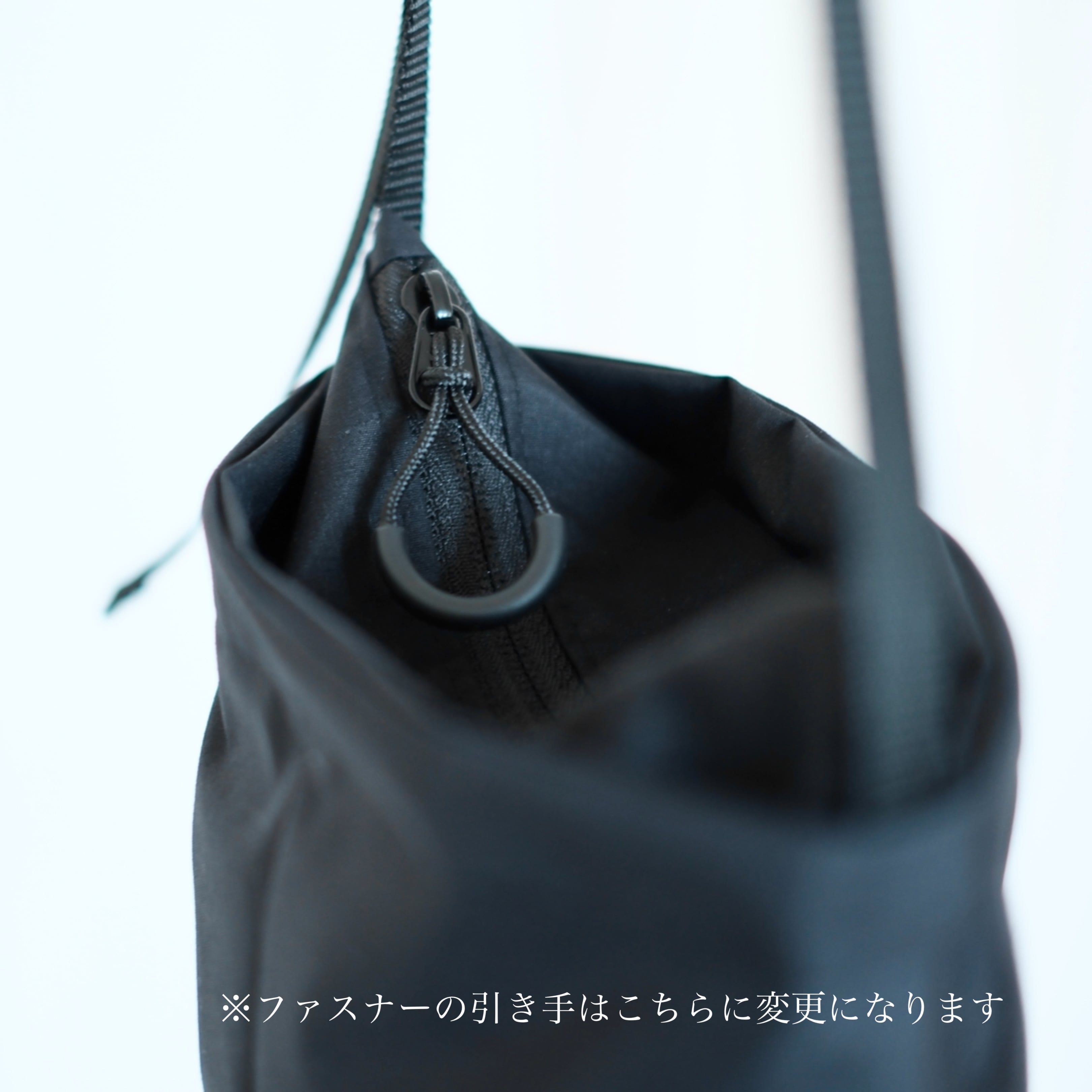 超軽量・防水ナイロン / 長財布対応ショルダーバッグ / ベージュ | wågdog