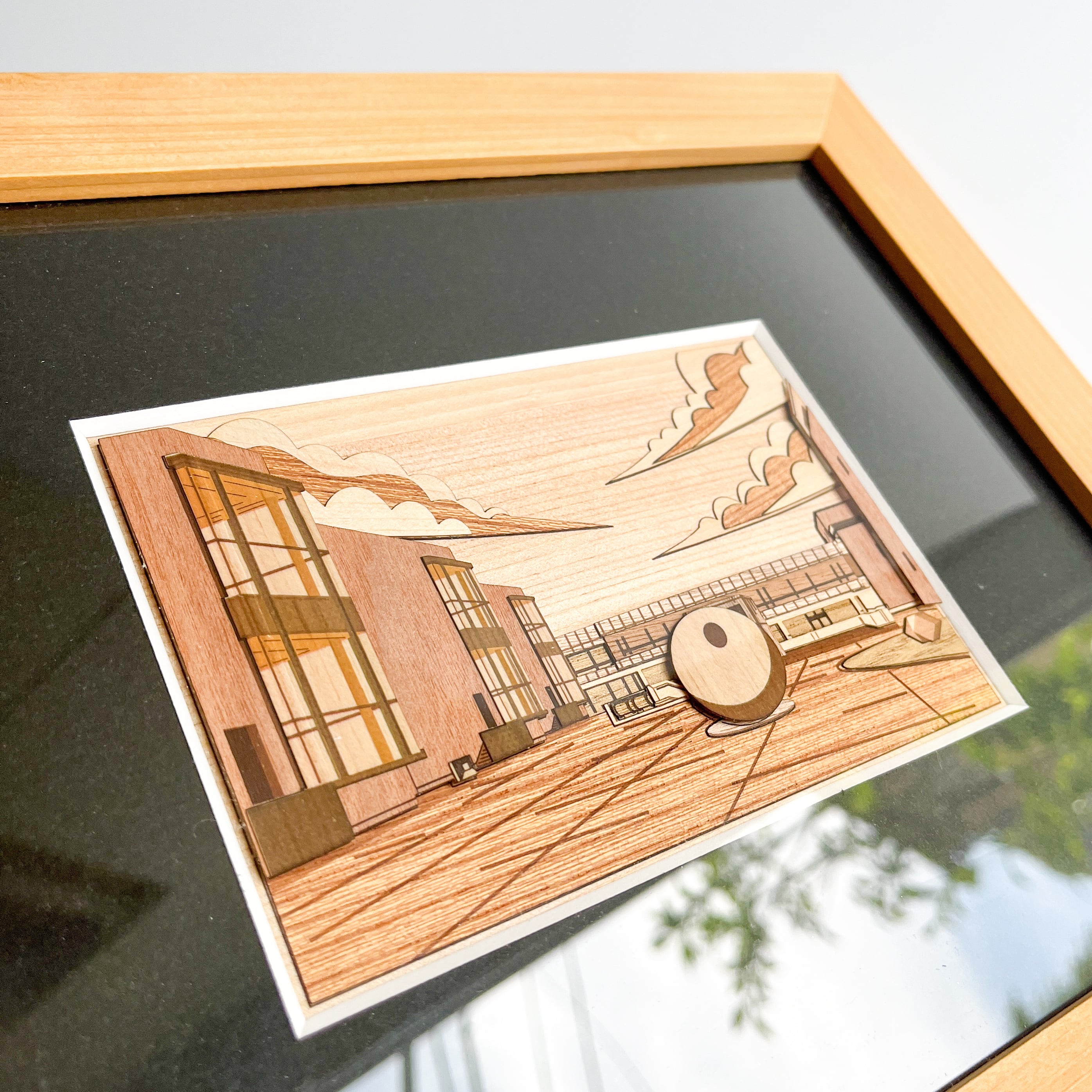生誕100年周年記念、木版画 新品額箱 開館100周年記念グッズ 木はり絵 ハガキサイズ 額付き完成版 | hmm, by