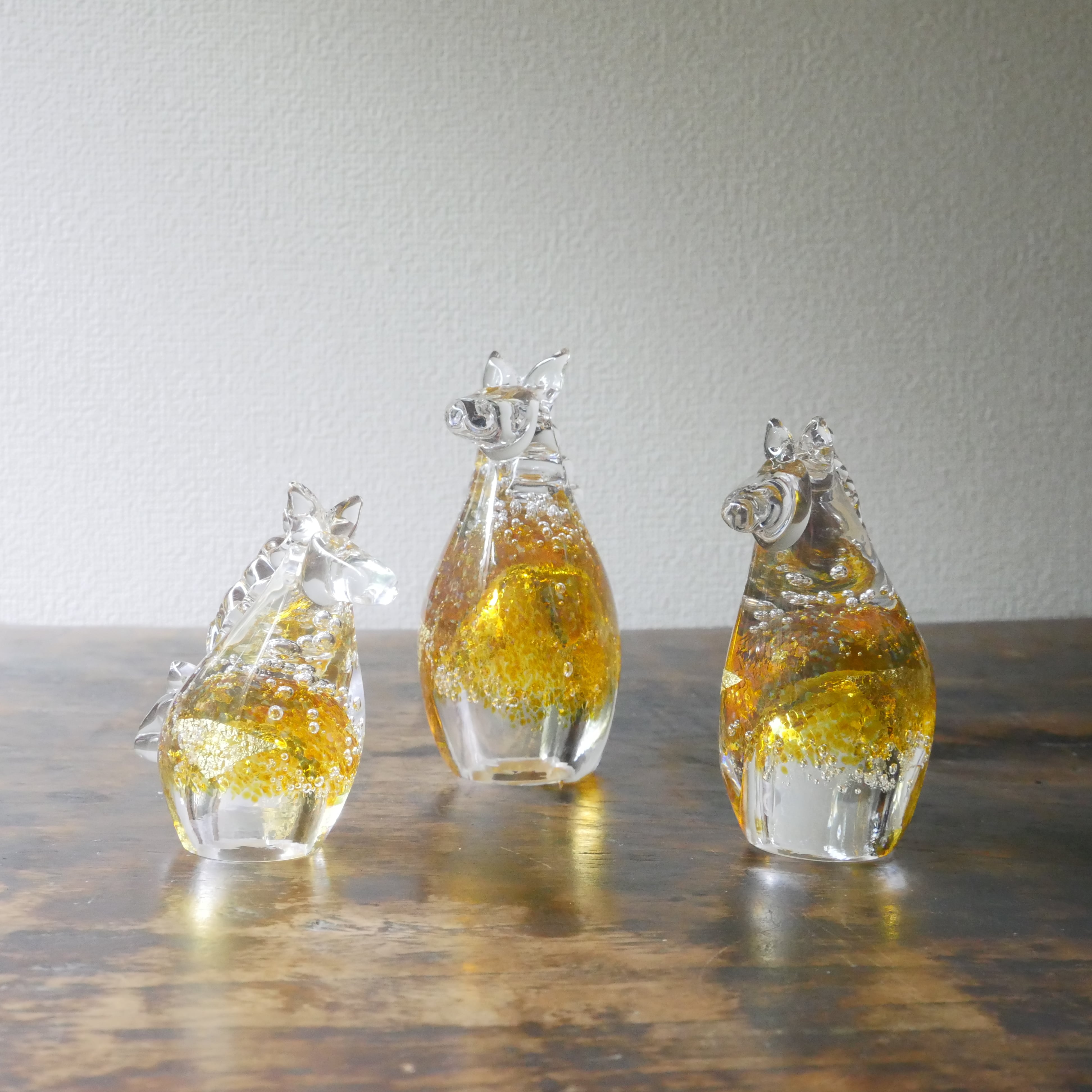 25冬】干支(高さ10cm) ガラス午L 白馬(ホワイト) | TSUNE;田中恒子の器