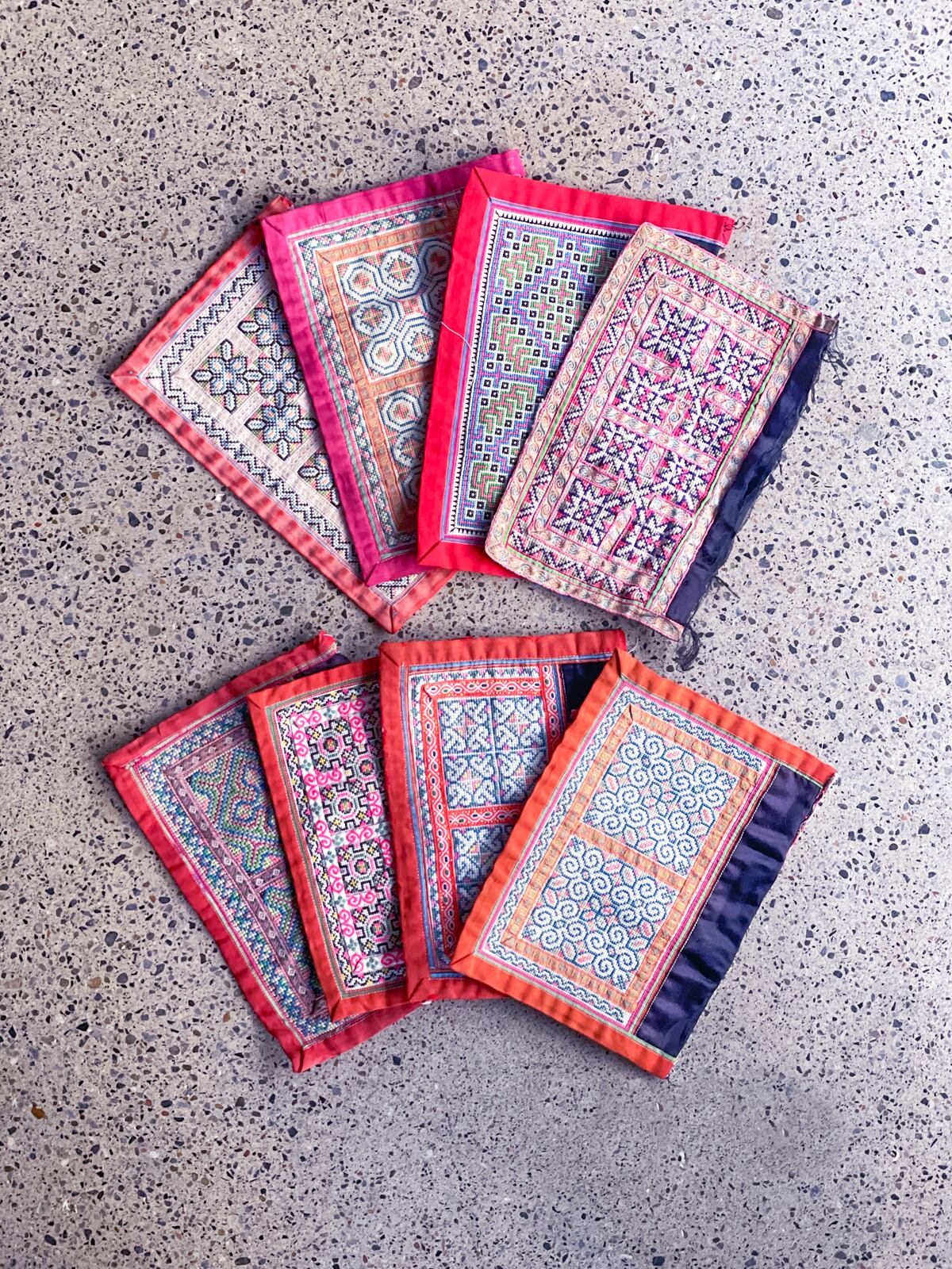 INTERIOR | 333 & tay - Delivery Service