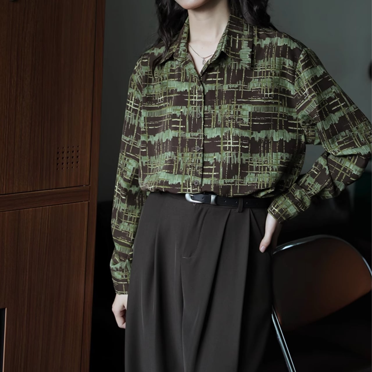 Abstract Pattern Button-Down Shirt L00286