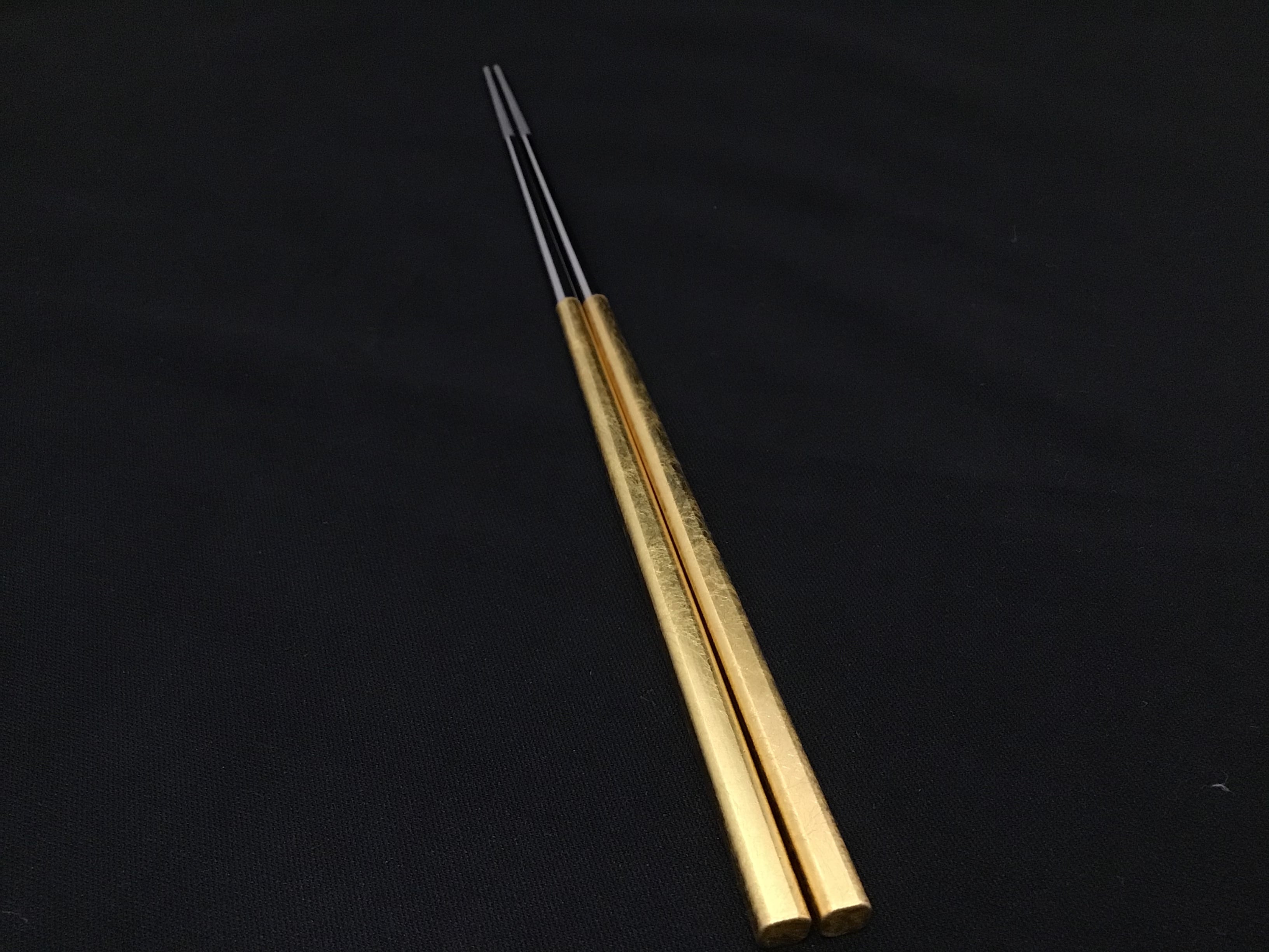 日本製 チタン箸（24K金箔）つや有り【桐箱入り】【贈り物に最適