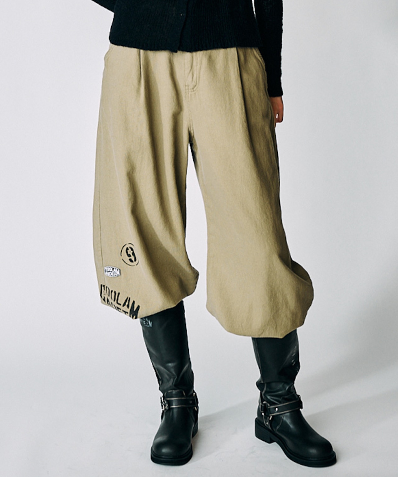 サイドペイントオーバルジョガーパンツ (KHAKI) CQ-49018