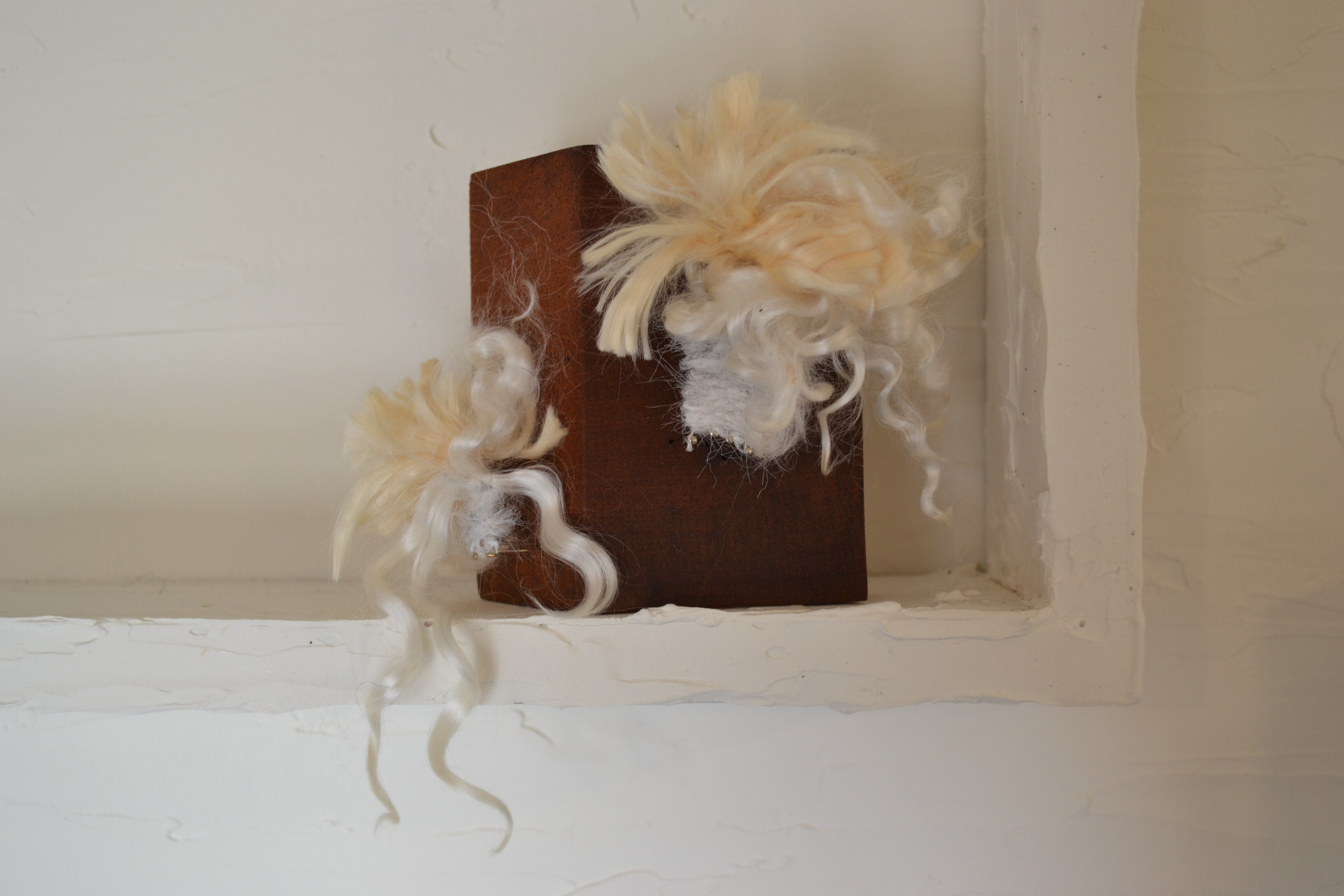 壁掛けのオブジェ o-0401