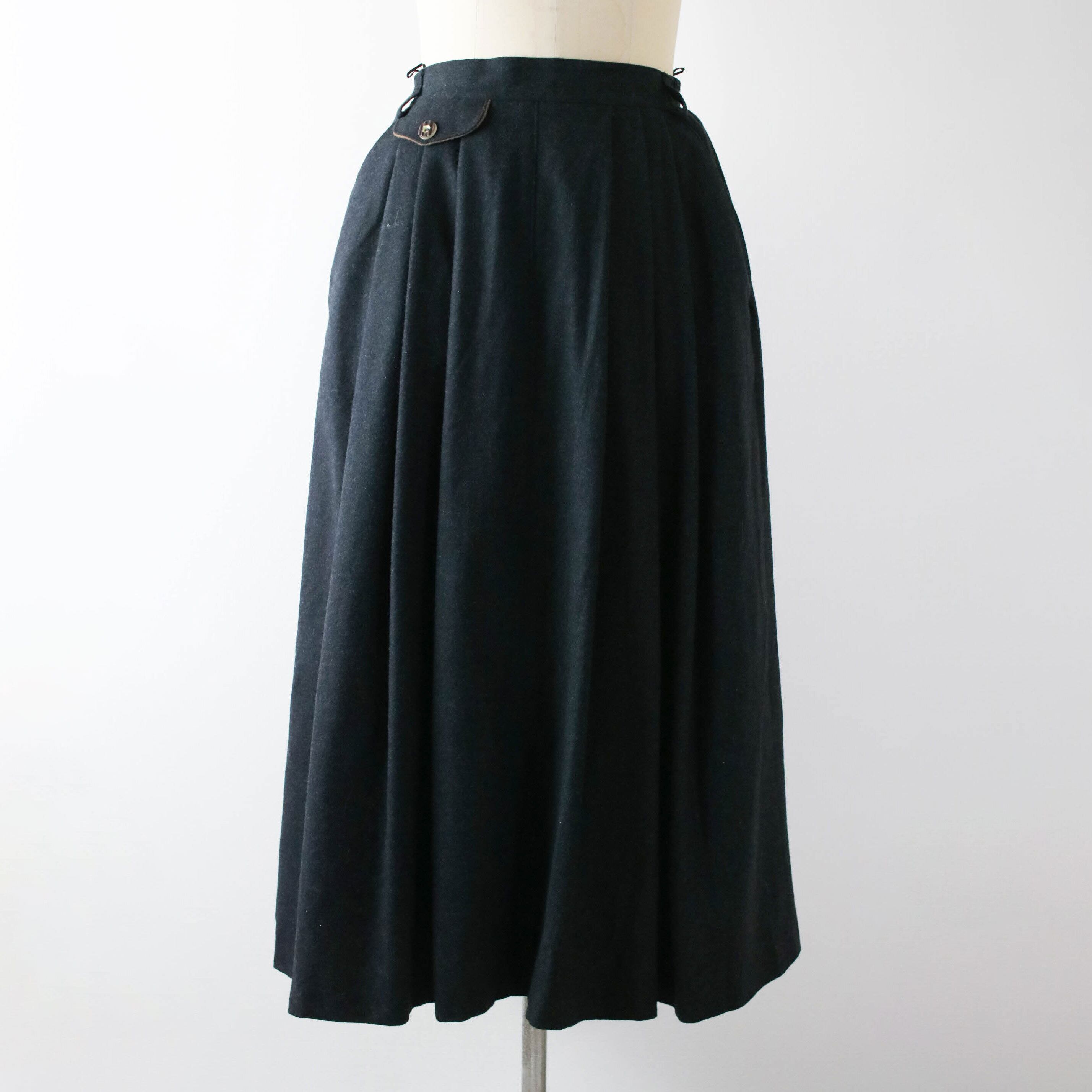 Tyrolean skirt