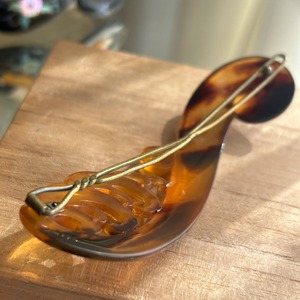 アンティーク　浪に飛沫しらたまの髪留め