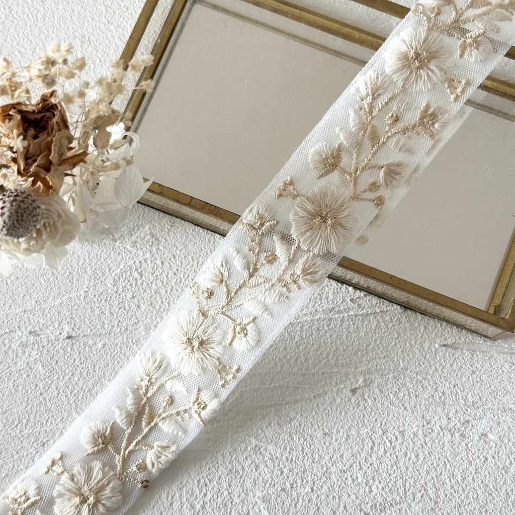 ホワイト | インド刺繍リボン専門店Rino Ribbon