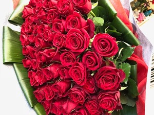 《生花》還暦お祝いローズブーケ　60本