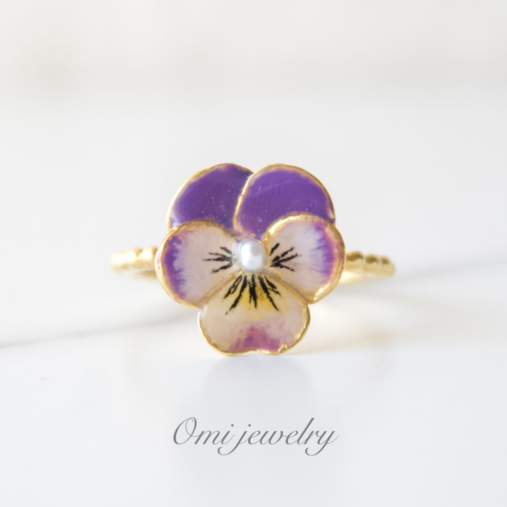 リアルフラワーシリーズ】優しい紫色のパンジービオラ | Omi jewelry