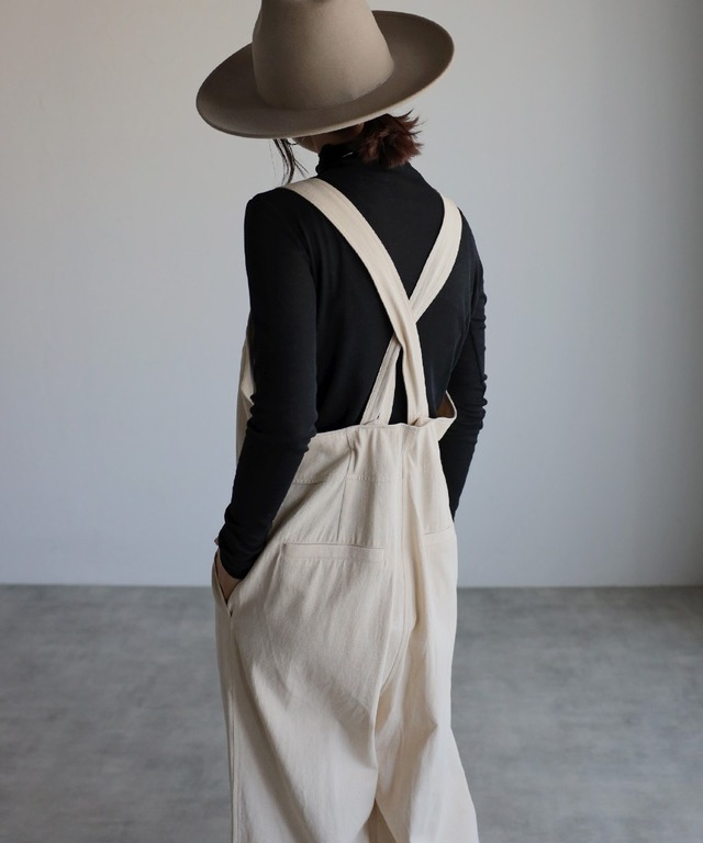 フロントジップサロペット