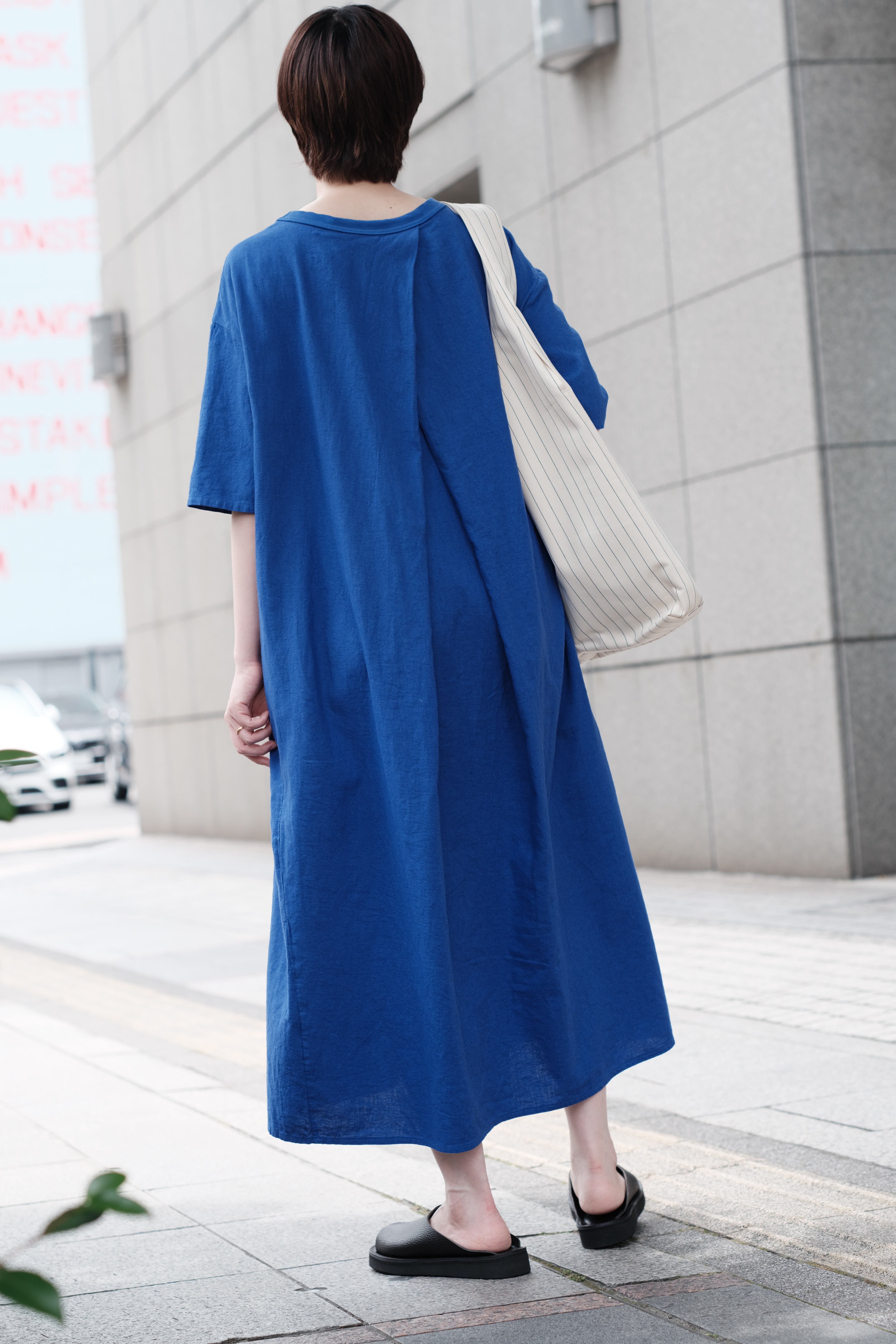 maillot】linen rich back tuck half sleeve shirt-OP | theater(シアター)