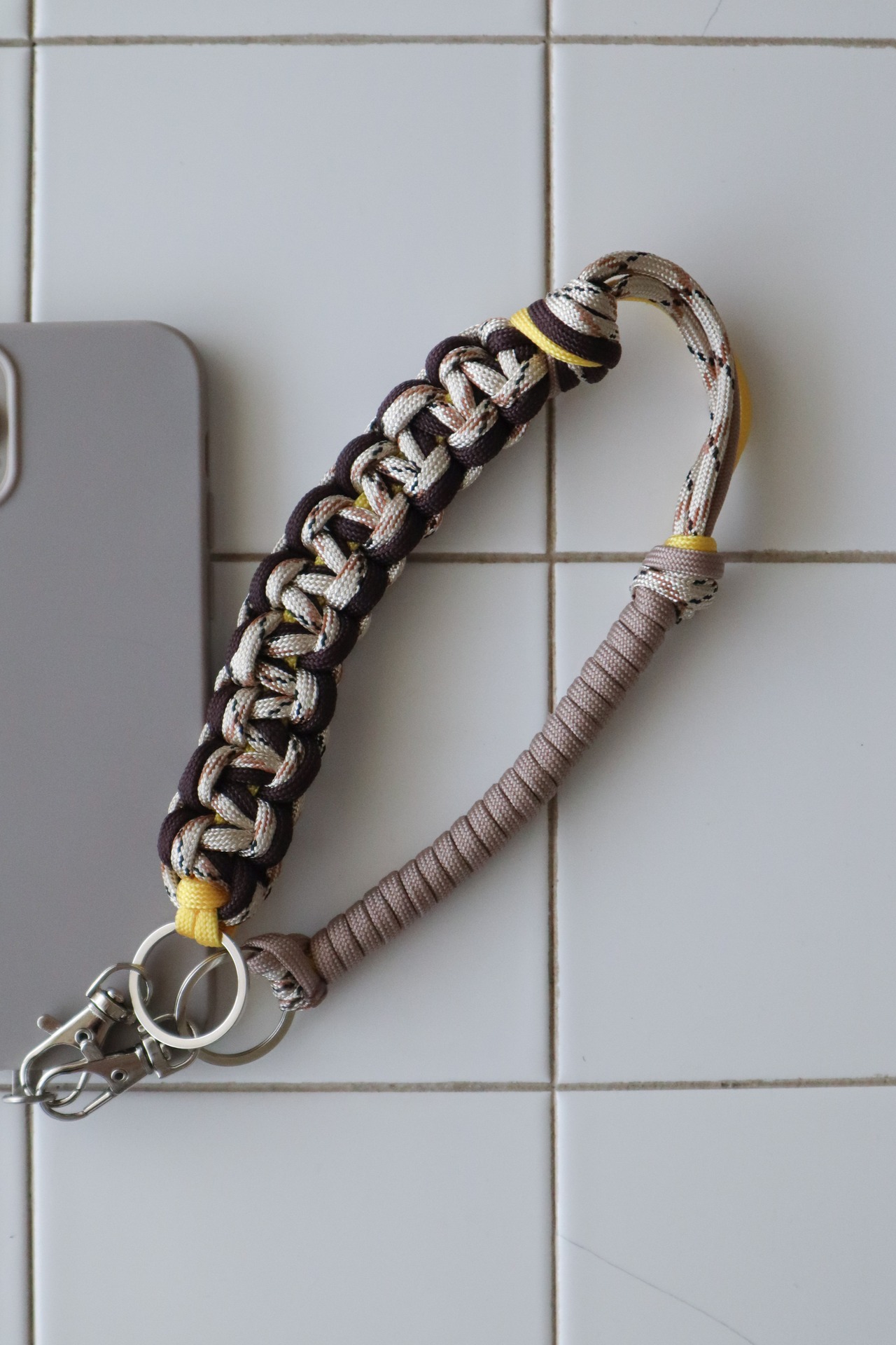 SHORT random braid 〈honey〉 | chaskip