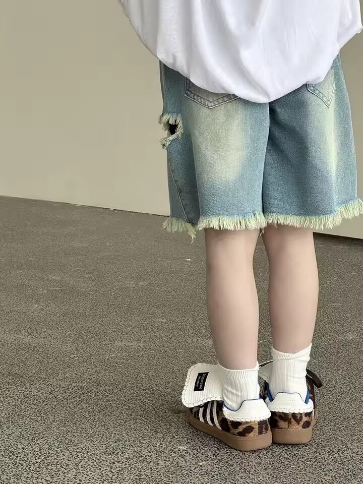 ダメージハーフデニム
