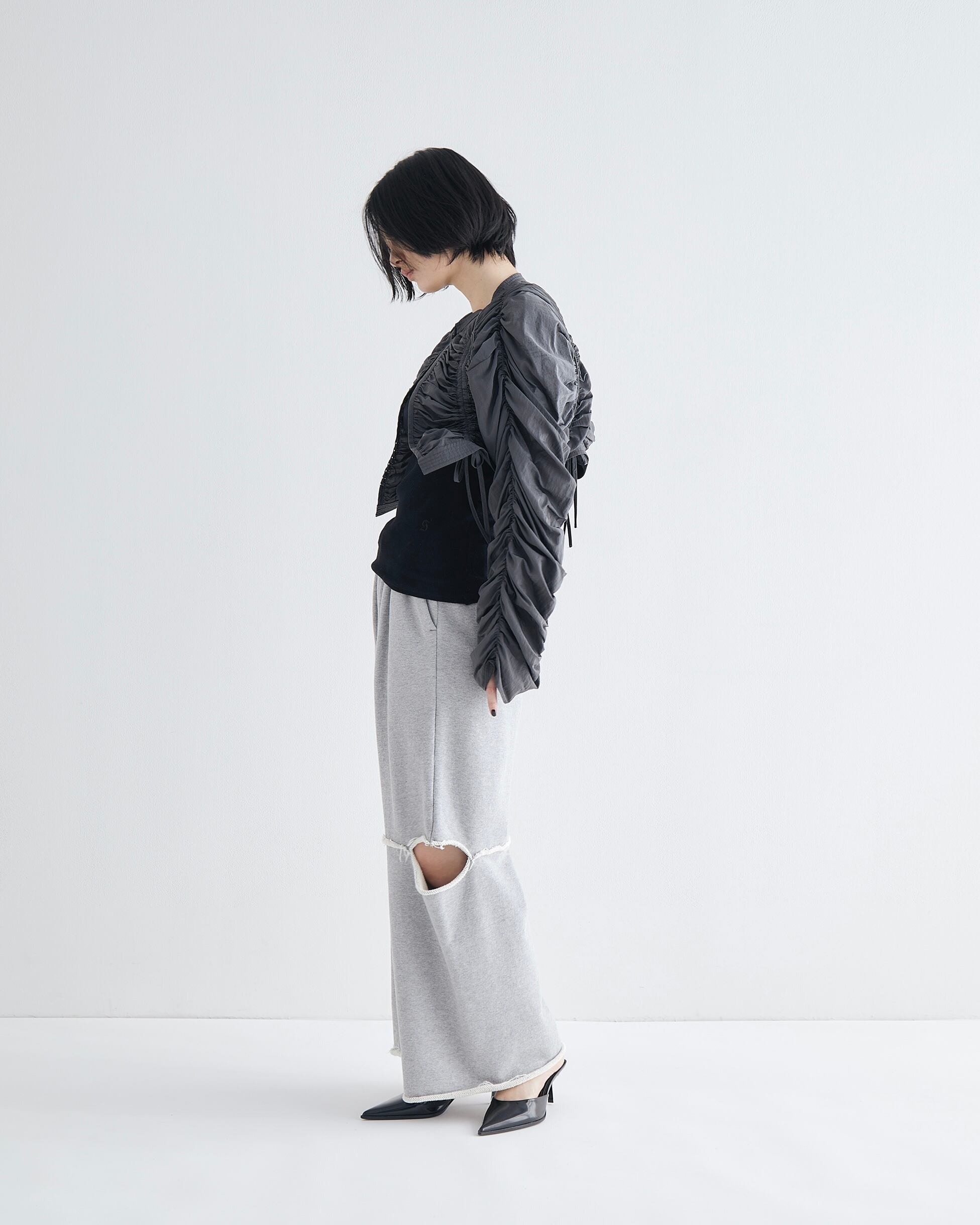 Bright Gather Blouse(GRAY) | selenahelios