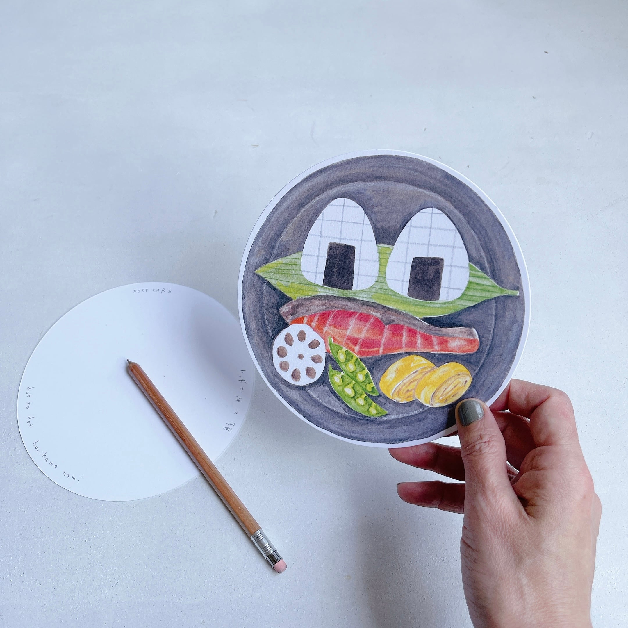 おにぎり 少年マンガ アートポストカード ダイカットイラストカード【ポストカード】鮭とおにぎり | Pay ID