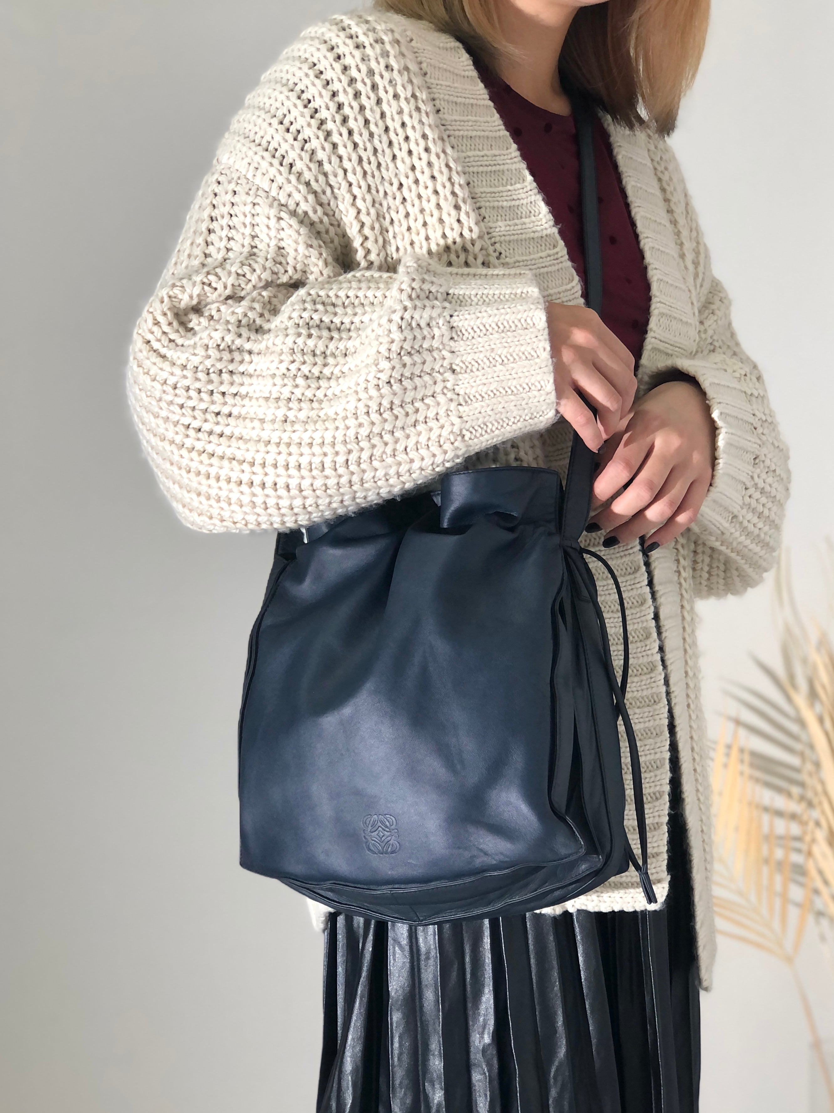 ロエベ LOEWE ドローストリング アナグラム/斜め掛け ポシェット/カバン ショルダーバッグ ストロー ベージュ