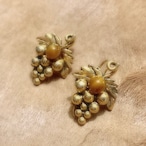 ★vintage gold grape -pierce-