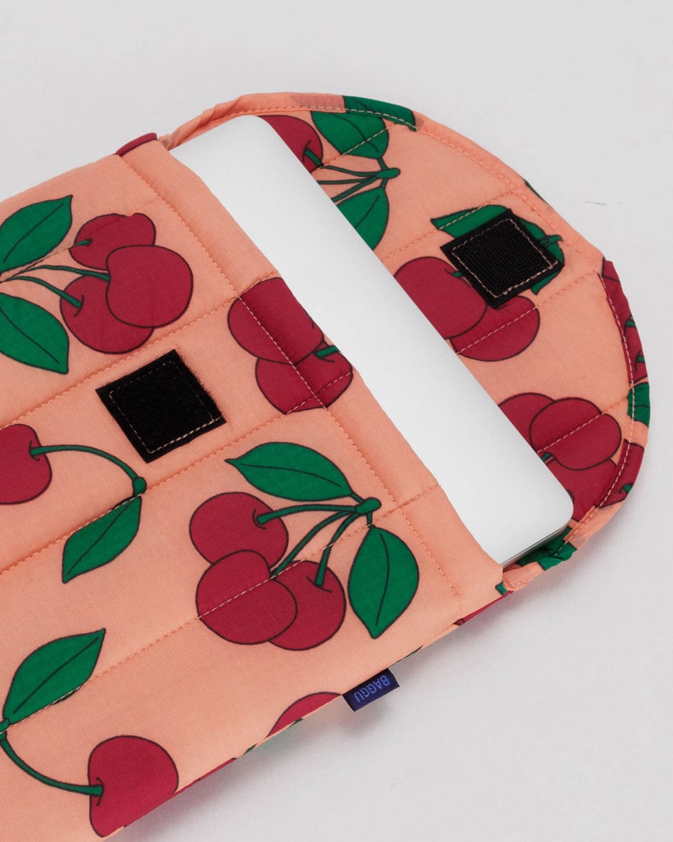 2023新作 PCケース BAGGU PUFFY LAPTOP SLEEVE 13インチ用ノート ...