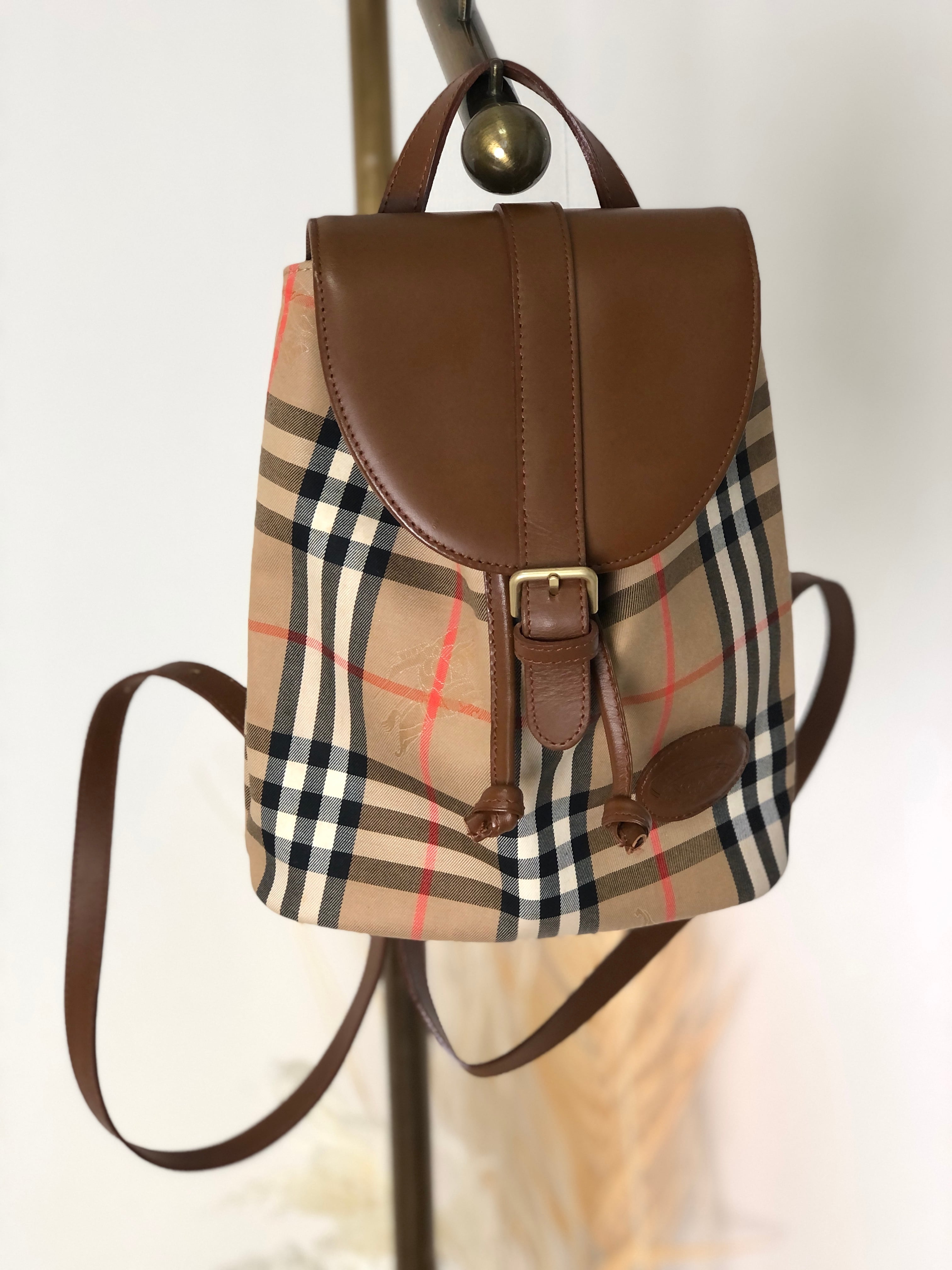 BURBERRY バーバリー クラシックチェック フロントバックル レザー