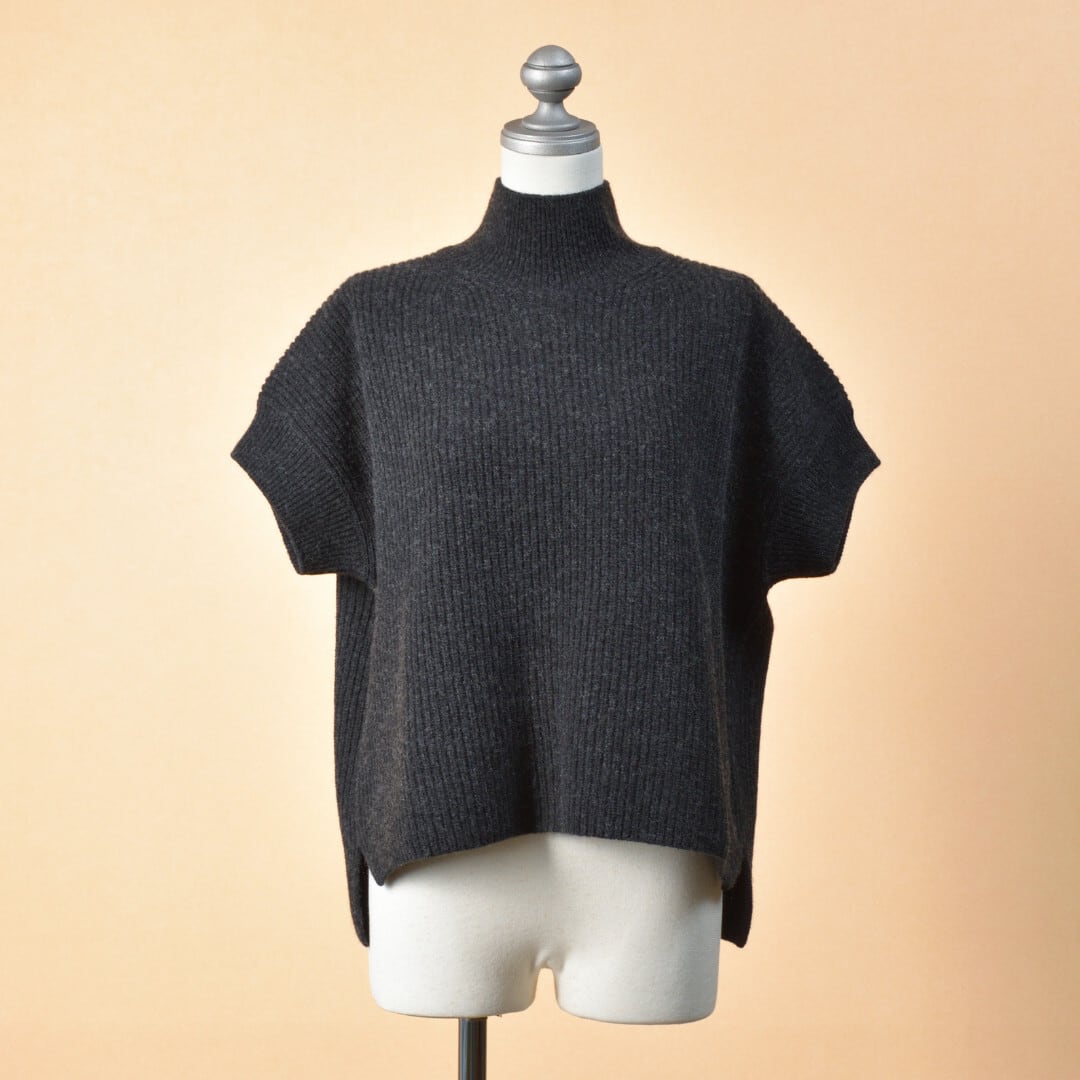 エバムエバevam eva24SSwool lily vestウール 美品evam eva2024年製