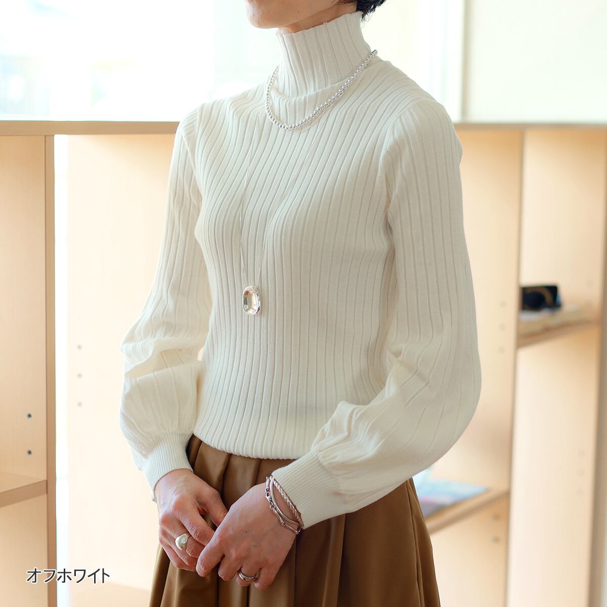 TOLNERA (トルネラ) セミバルーンスリーブ 細見えリブニット | planino